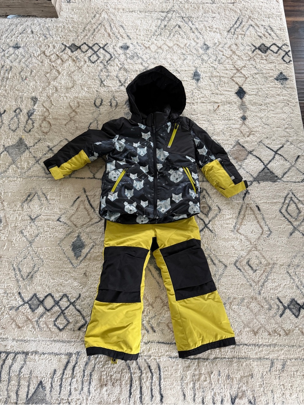 Deux par Deux snowsuit